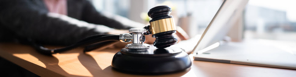 gavel with stethoscope
